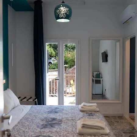 Bebaia Konukevi 3*